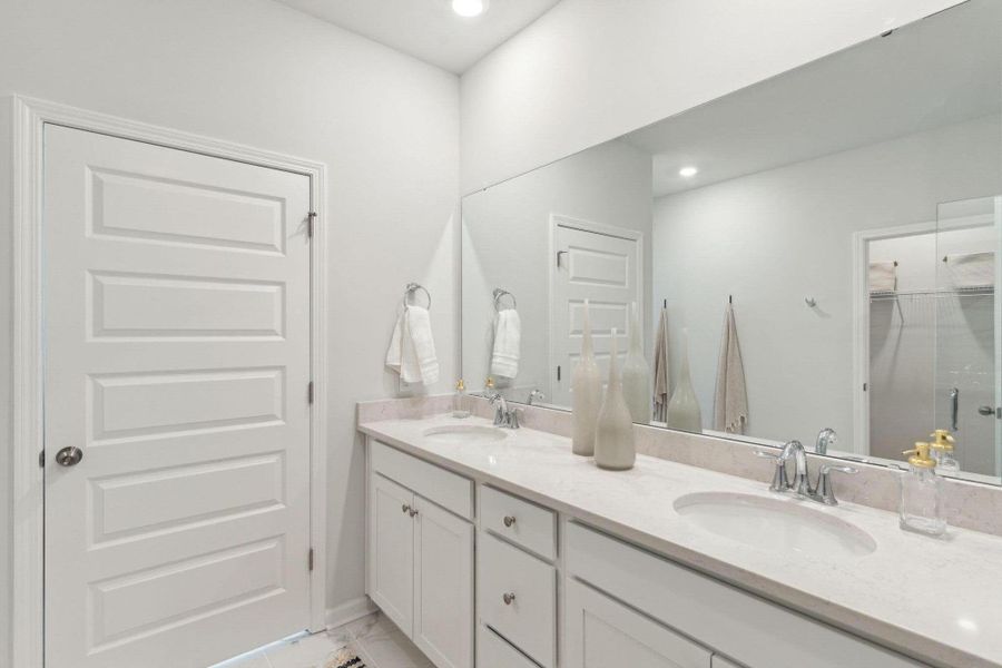 Furnished interior view inside a new home in Horizons at Carnes Crossroads | 55+: Legends Collection, Summerville (Image 8). Furnished interior view inside a new home in Horizons at Carnes Crossroads | 55+: Legends Collection, Summerville (Image 8).