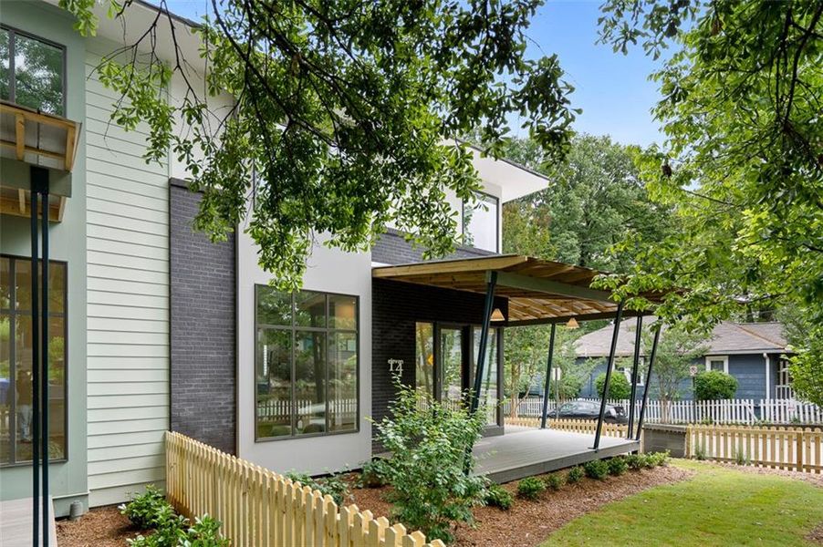 Exterior details and patio area of a home in , Atlanta (Image 30).