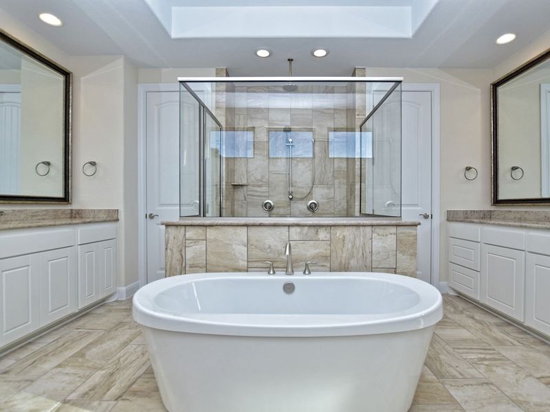 Representative furnished interior of a home built from the Coronado I by Giddens Homes in Clearwater Ranch, Liberty Hill (Image 80).