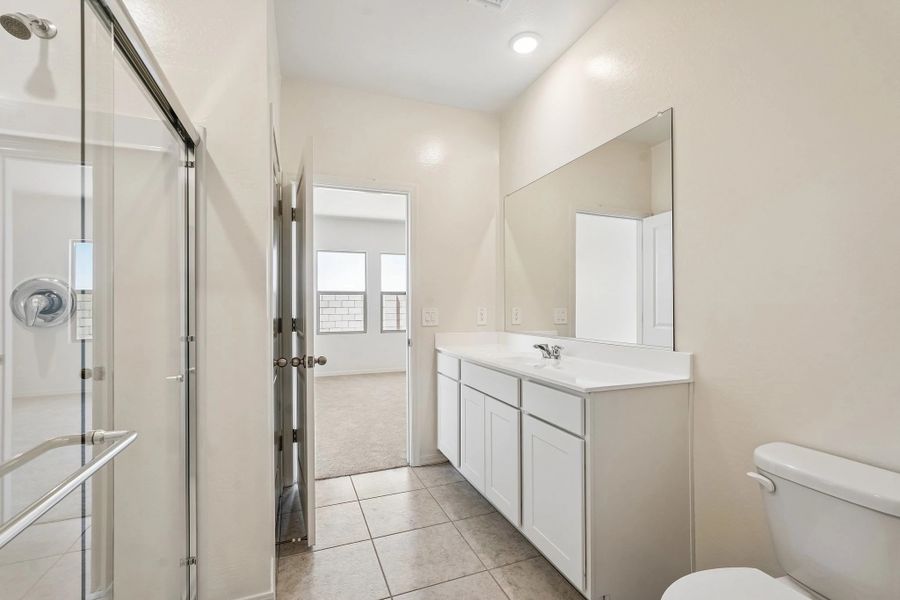 Representative furnished interior of a home built from the Prism by Starlight Homes in Stonebridge Manor, Waddell (Image 4).