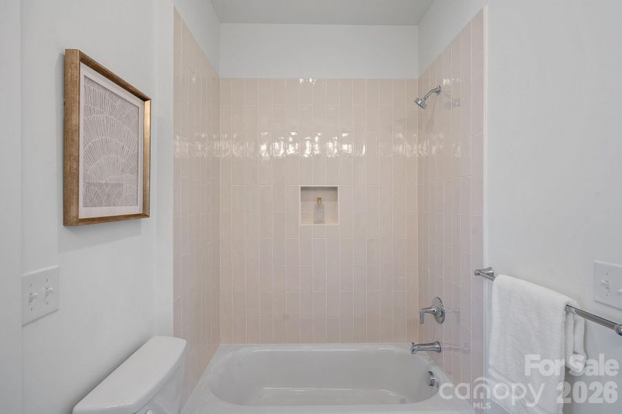 Image 44 of a home in .