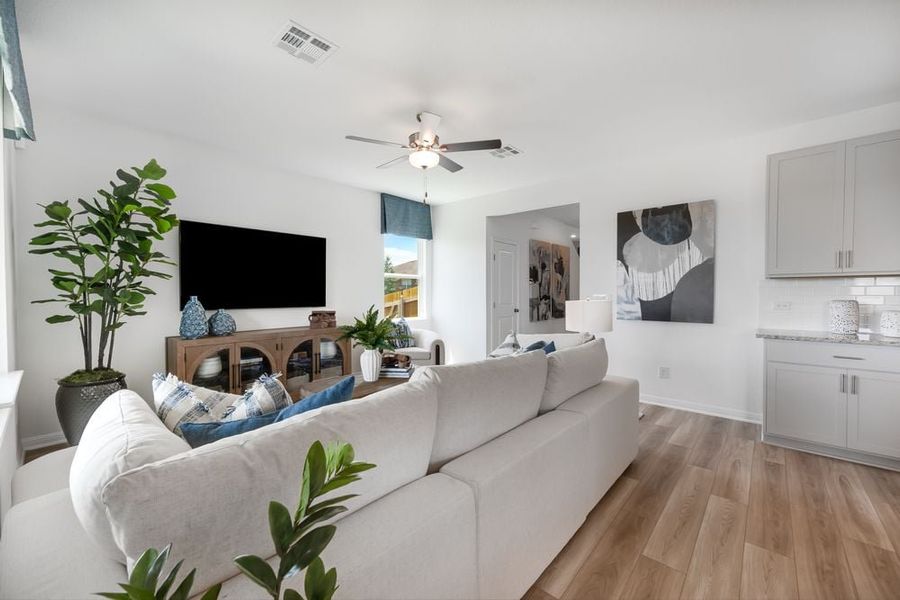 Representative furnished interior of a home built from the Osprey by Taylor Morrison in Longview 40s, Del Valle (Image 9). Representative furnished interior of a home built from the Osprey by Taylor Morrison in Longview 40s, Del Valle (Image 9).