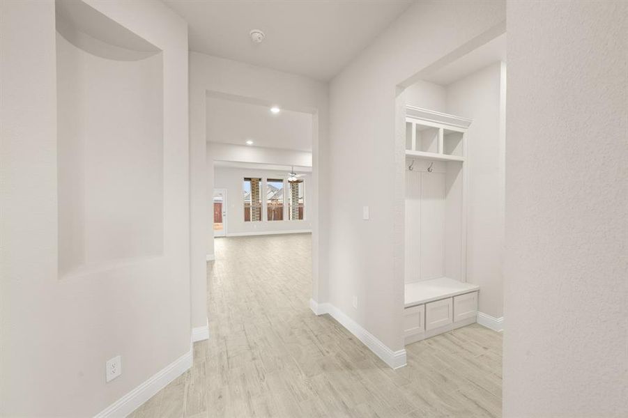 1101 Foxtail- Entry-2