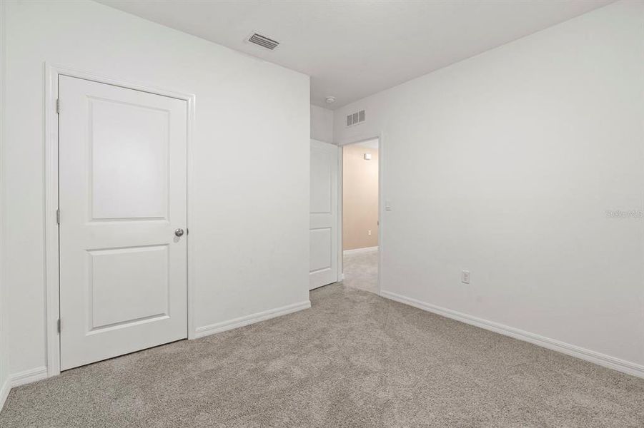 Spacious, unfurnished interior of a new home in Farm at Varrea, Plant City (Image 24). Spacious, unfurnished interior of a new home in Farm at Varrea, Plant City (Image 24).