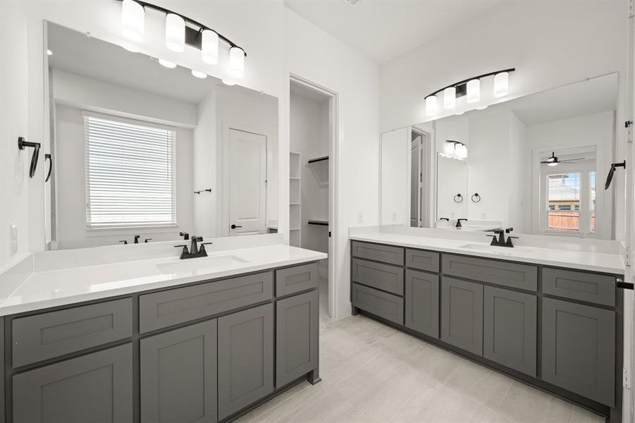 2201 Phoebe- Primary Suite-3