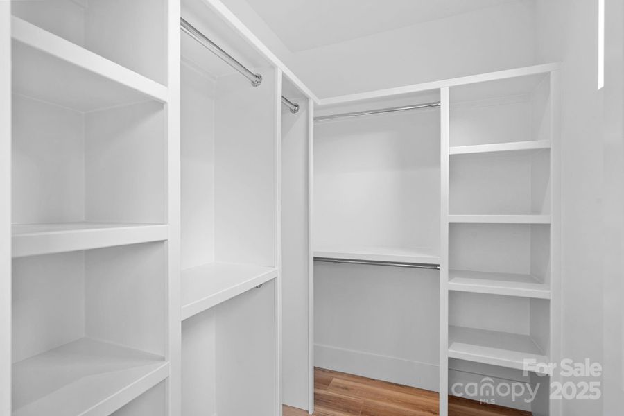 Image 35 of a home in .