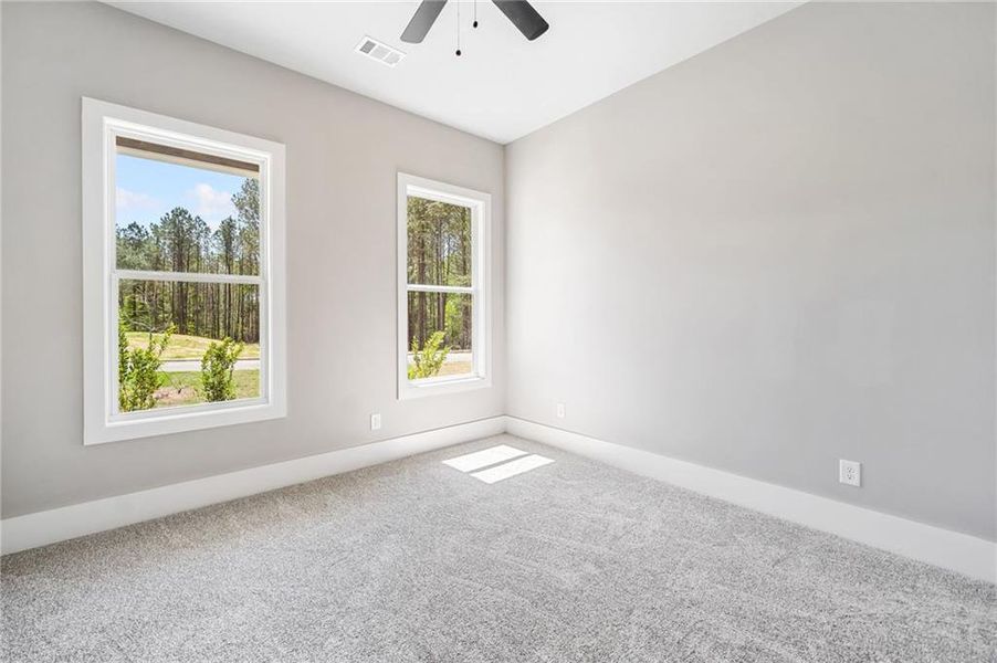 Spacious, unfurnished interior of a new home in , Jasper (Image 19).