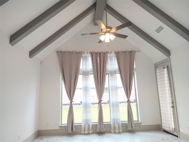 Image 5 of a home in .