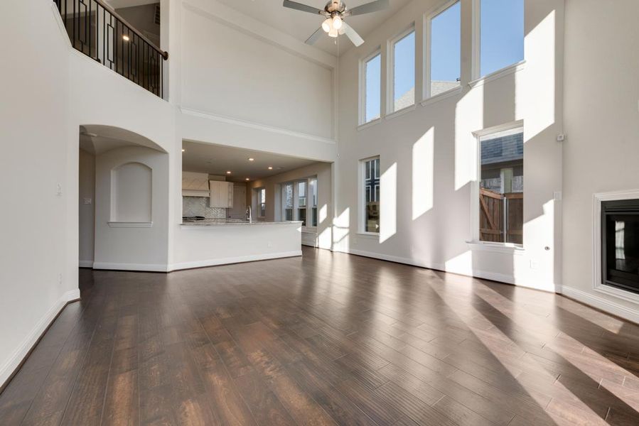 Spacious, unfurnished interior of a new home in Somercrest, Midlothian (Image 24).