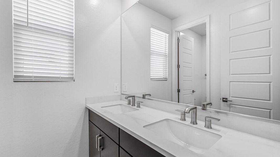 Furnished interior view inside a new home in Prada, Phoenix (Image 17). Furnished interior view inside a new home in Prada, Phoenix (Image 17).