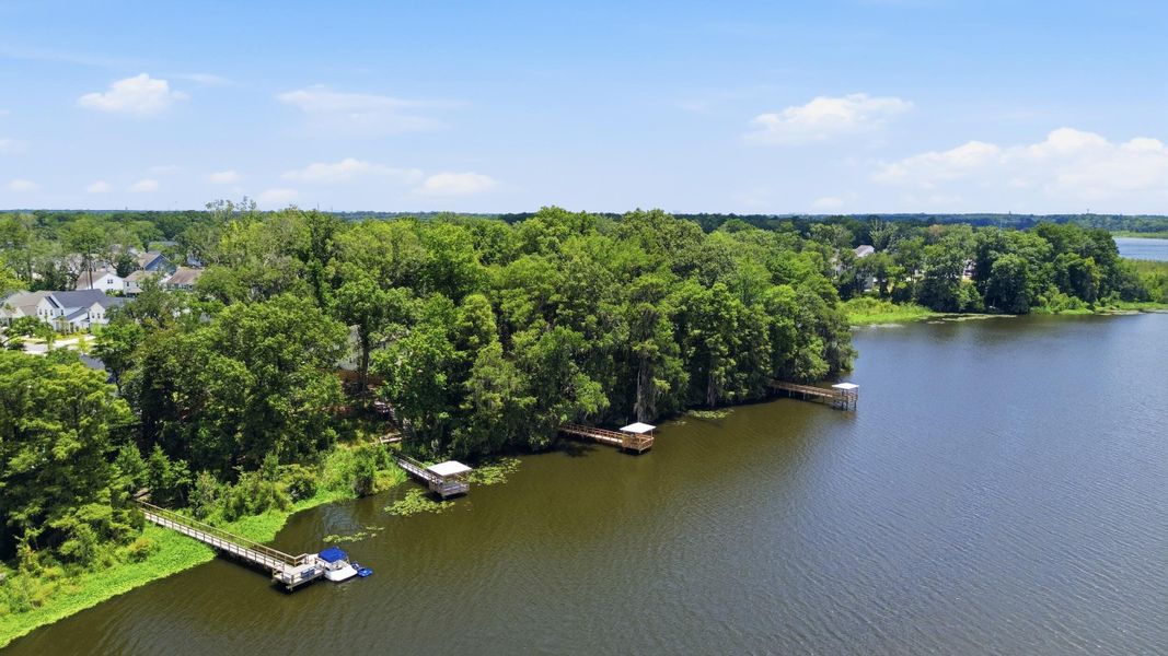 Natural landscape and outdoor views near  in Hanahan (Image 44).