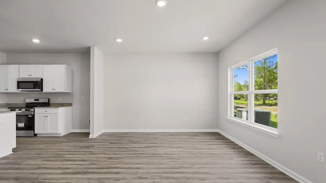 Representative unfurnished interior of a home built from the The Canmore by D.R. Horton in Salt Pines, Port Saint Joe (Image 18).