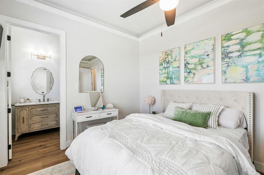 Furnished interior view inside a new home in , Leonard (Image 33).