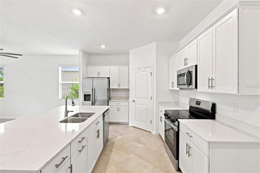 Furnished interior view inside a new home in , Venice (Image 7).
