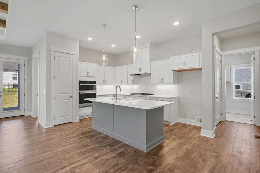 Kinsley H Kitchen Kinsley H Kitchen