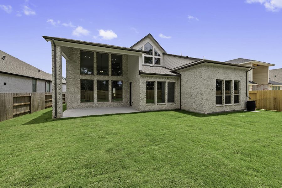 Exterior details and patio area of a home in ARTAVIA®, Conroe (Image 3).
