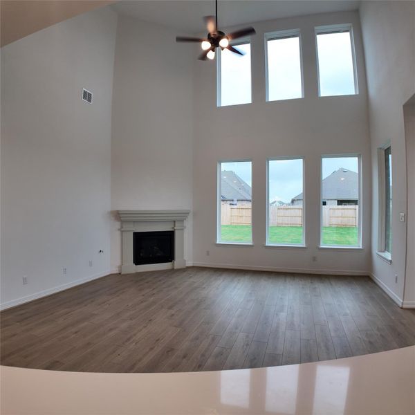Spacious, unfurnished interior of a new home in Wildrye, Waller (Image 13). Spacious, unfurnished interior of a new home in Wildrye, Waller (Image 13).