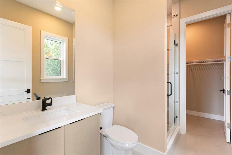 Furnished interior view inside a new home in , Tampa (Image 7).