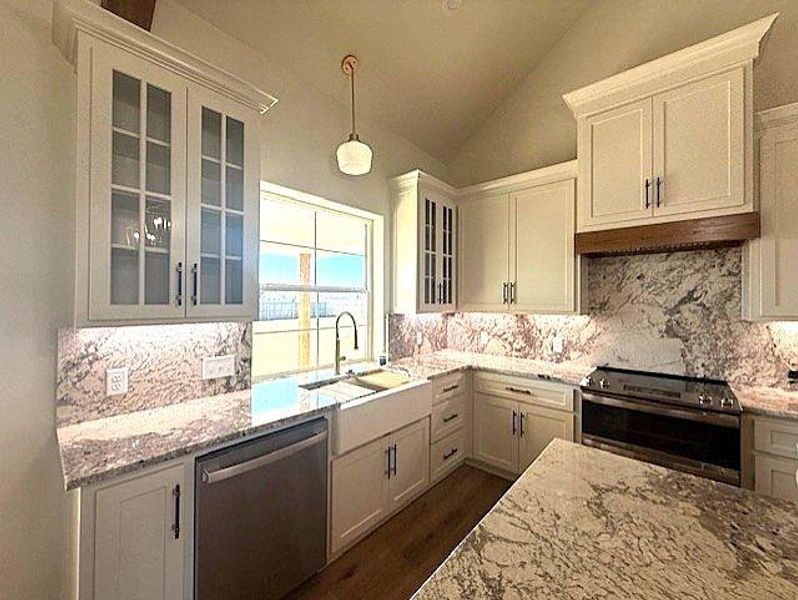 Furnished interior view inside a new home in , Abilene (Image 11).