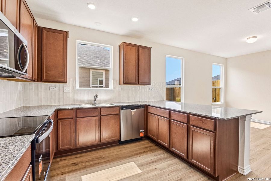 Furnished interior view inside a new home in Woodside Farms, Seguin (Image 10).
