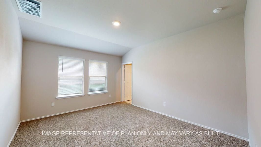 Representative unfurnished interior of a home built from the Ashburn by D.R. Horton in Reynolds Crossing, Killeen (Image 12).