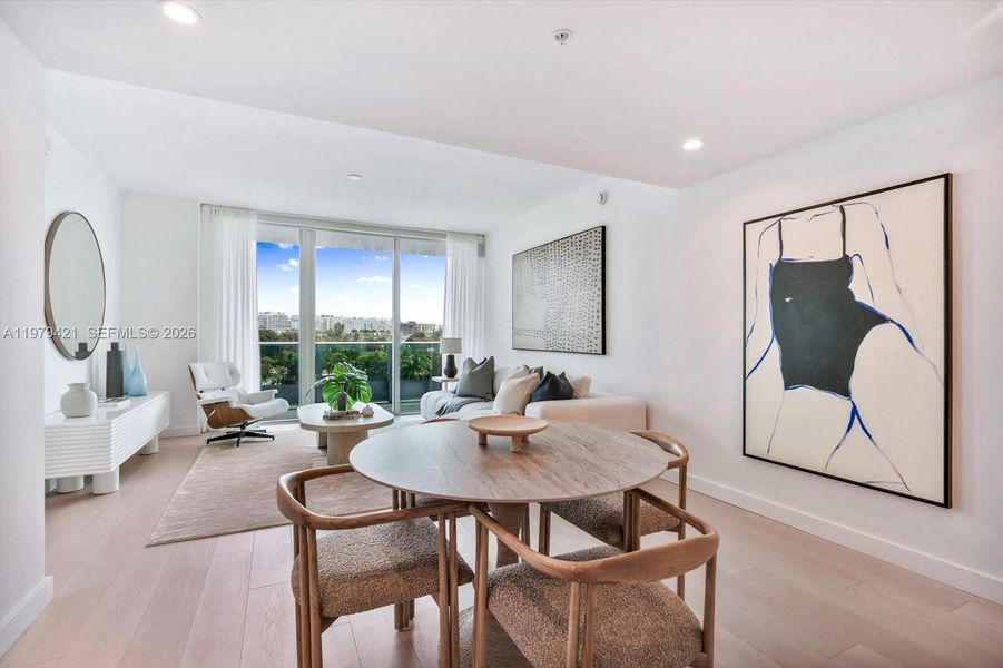 Furnished interior view inside a new home in , Bal Harbour (Image 6).