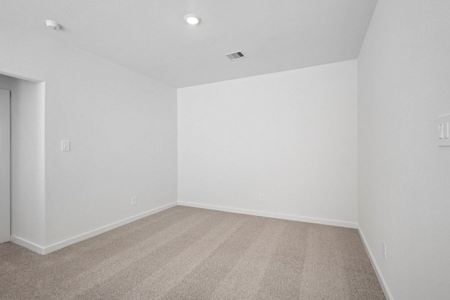 Spacious, unfurnished interior of a new home in Kemah Crossing - City Series, Kemah (Image 25). Spacious, unfurnished interior of a new home in Kemah Crossing - City Series, Kemah (Image 25).