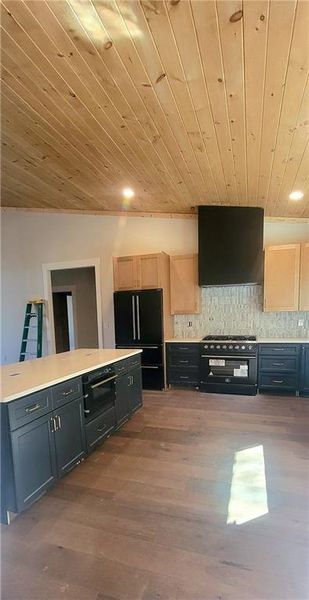 Image 37 of a home in .