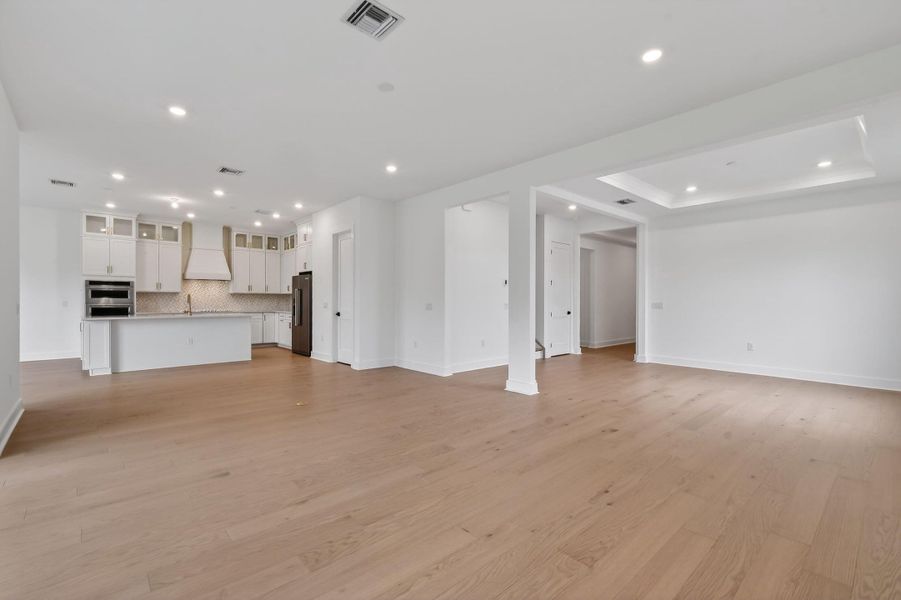 Lot67–13808DalradaAve_gathering