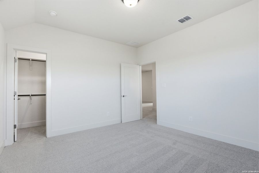 Spacious, unfurnished interior of a new home in Ladera - 50s, San Antonio (Image 29). Spacious, unfurnished interior of a new home in Ladera - 50s, San Antonio (Image 29).