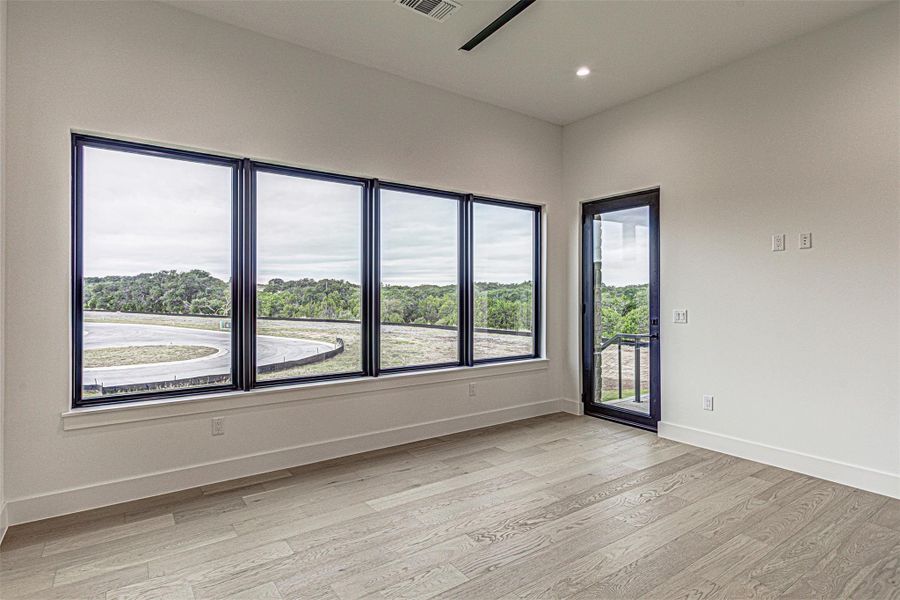 Spacious, unfurnished interior of a new home in , Horseshoe Bay (Image 29). Spacious, unfurnished interior of a new home in , Horseshoe Bay (Image 29).
