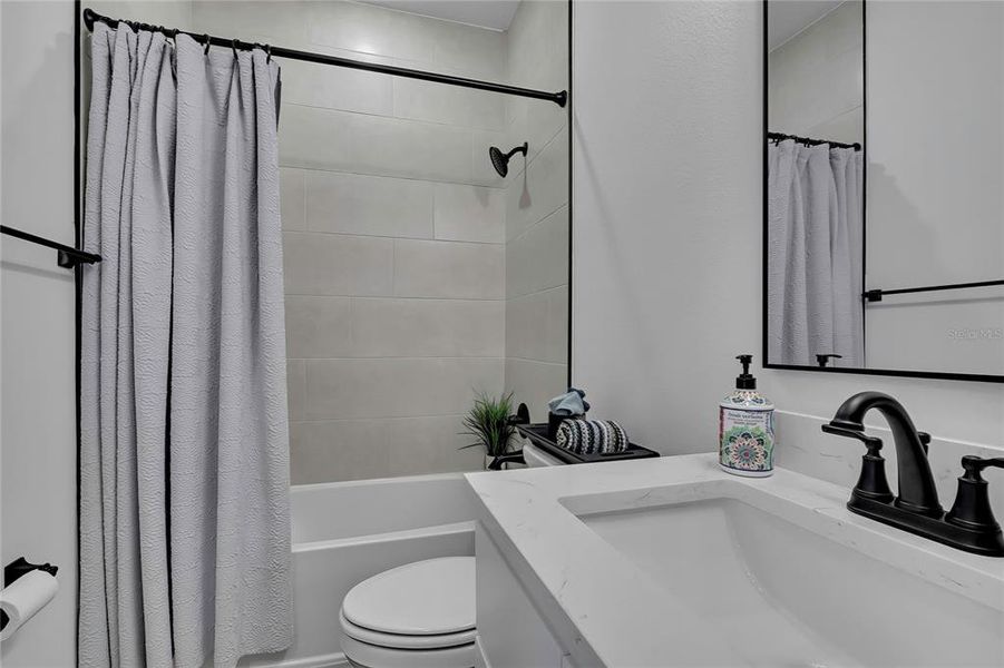 Furnished interior view inside a new home in , Spring Hill (Image 15).