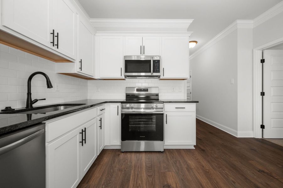 Furnished interior view inside a new home in Saddlebrook, Murfreesboro (Image 12). Furnished interior view inside a new home in Saddlebrook, Murfreesboro (Image 12).