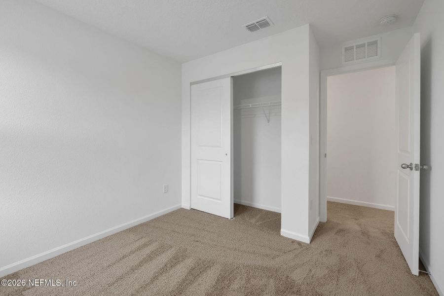 Spacious, unfurnished interior of a new home in , Jacksonville (Image 18).
