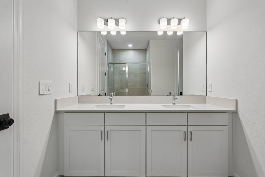 Owners Bath