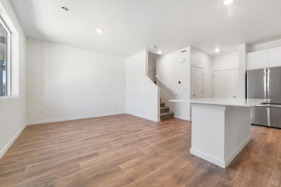 Spacious, unfurnished interior of a new home in Conestoga, Ault (Image 11).
