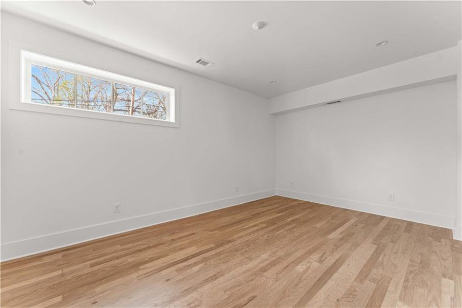 Spacious, unfurnished interior of a new home in , Atlanta (Image 25). Spacious, unfurnished interior of a new home in , Atlanta (Image 25).