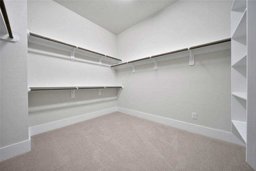 Spacious, unfurnished interior of a new home in High Meadow Estates, New Waverly (Image 21).