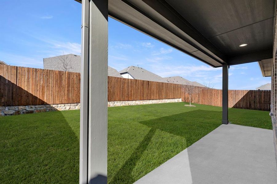 27. 2907 Hanscom - Patio 27. 2907 Hanscom - Patio