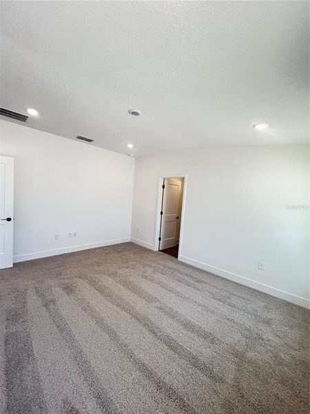 Spacious, unfurnished interior of a new home in Highland Hills, Hudson (Image 20).