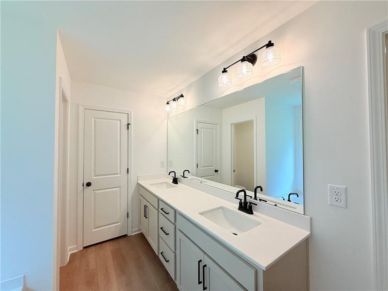 Furnished interior view inside a new home in Creekside, Dawsonville (Image 10). Furnished interior view inside a new home in Creekside, Dawsonville (Image 10).