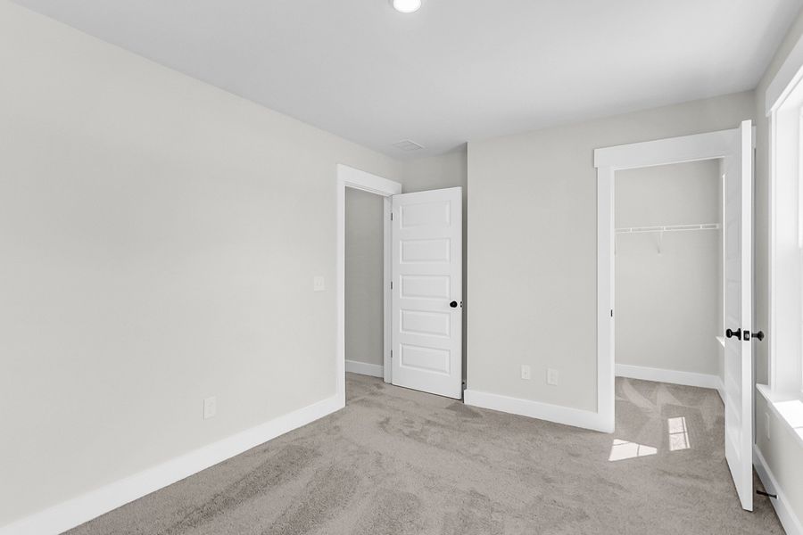 Spacious, unfurnished interior of a new home in Pineland Preserve, Summerville (Image 49). Spacious, unfurnished interior of a new home in Pineland Preserve, Summerville (Image 49).