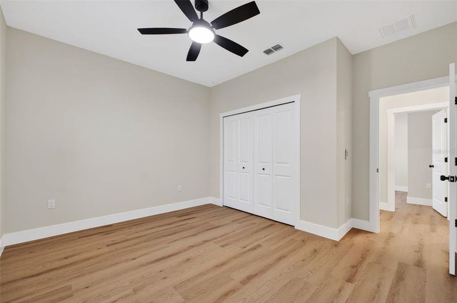 Spacious, unfurnished interior of a new home in , Brooksville (Image 26).