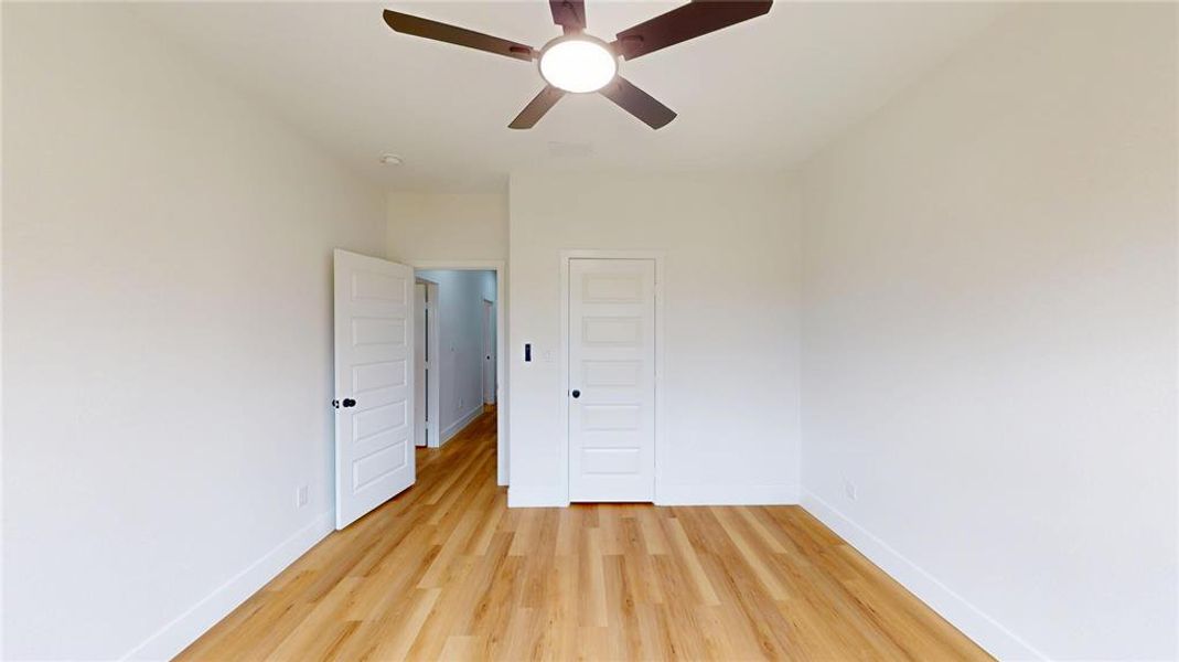 Spacious, unfurnished interior of a new home in , Greenville (Image 18).