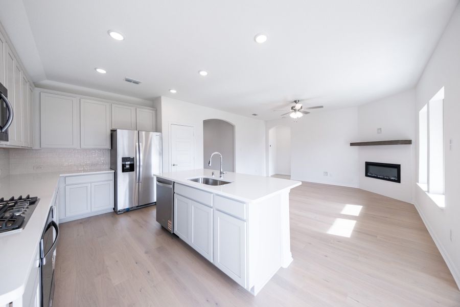Furnished interior view inside a new home in Verandah, Royse City (Image 17).