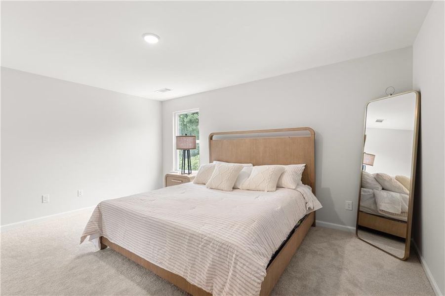Furnished interior view inside a new home in Greene Farm, Cartersville (Image 16).
