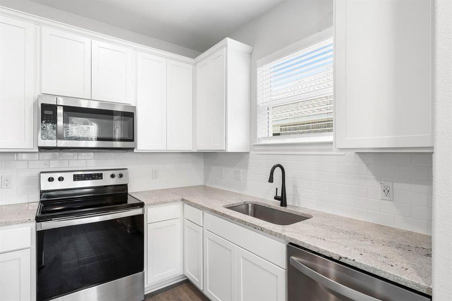 Kitchen - all Whirlpool appliances are included!