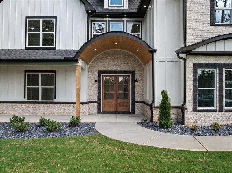Exterior details and patio area of a home in , Winder (Image 3).