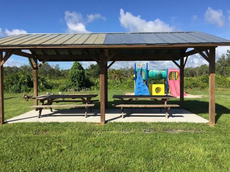 Community amenities in , Eustis (Image 37). Community amenities in , Eustis (Image 37).