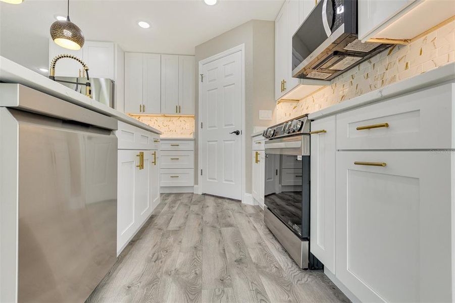 Image 43 of a home in .